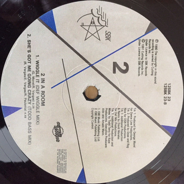 2 In A Room : She's Got Me Going Crazy (12")